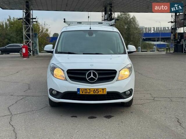 Белый Мерседес Ситан, объемом двигателя 1.5 л и пробегом 157 тыс. км за 11700 $, фото 6 на Automoto.ua