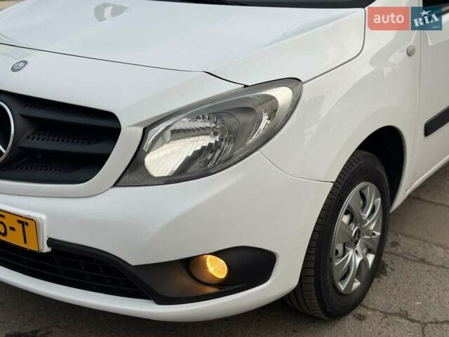 Белый Мерседес Ситан, объемом двигателя 1.5 л и пробегом 157 тыс. км за 11700 $, фото 57 на Automoto.ua