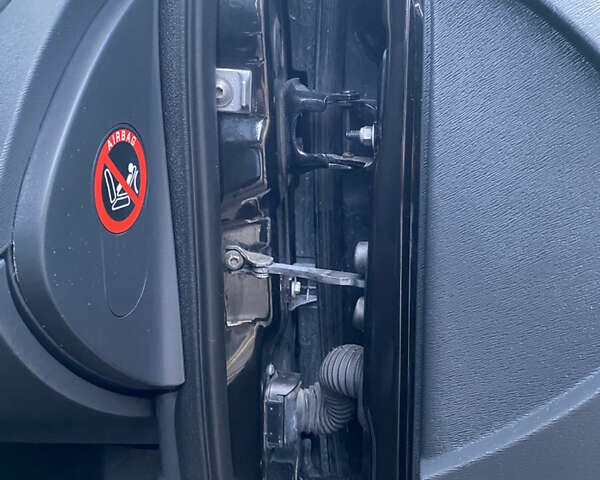 Мерседес Сітан 2014 у Чернігові на Automoto.ua Чорний Мерседес Сітан, об'ємом двигуна 1.46 л та пробігом 290 тис. км за 10900 $, фото 34 на Automoto.ua