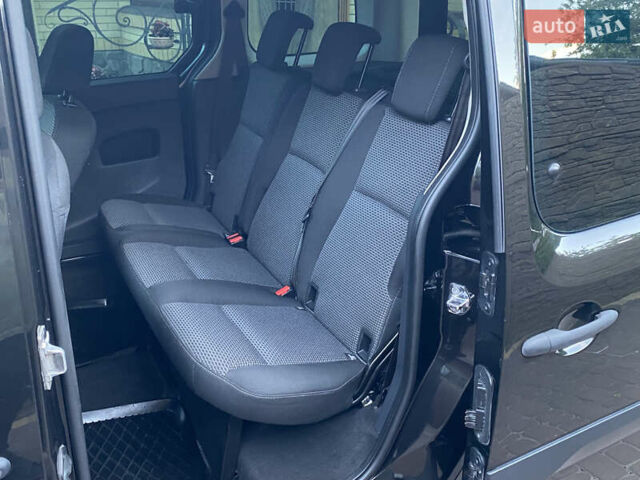 Мерседес Сітан 2014 у Чернігові на Automoto.ua Чорний Мерседес Сітан, об'ємом двигуна 1.46 л та пробігом 290 тис. км за 10900 $, фото 40 на Automoto.ua