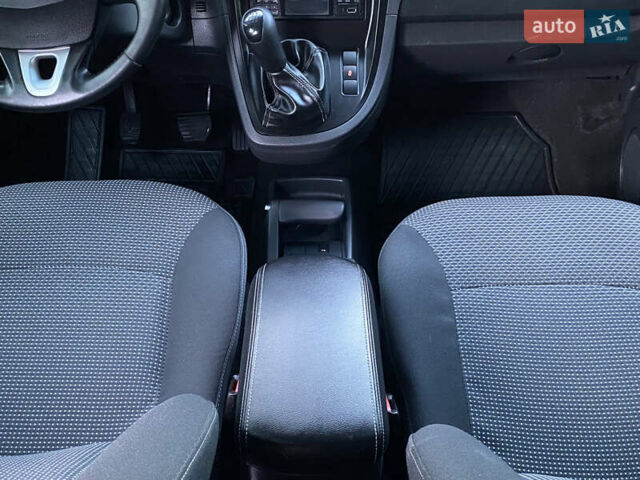 Мерседес Сітан 2014 у Чернігові на Automoto.ua Чорний Мерседес Сітан, об'ємом двигуна 1.46 л та пробігом 290 тис. км за 10900 $, фото 44 на Automoto.ua