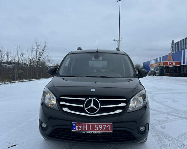 Черный Мерседес Ситан, объемом двигателя 1.5 л и пробегом 147 тыс. км за 12000 $, фото 1 на Automoto.ua