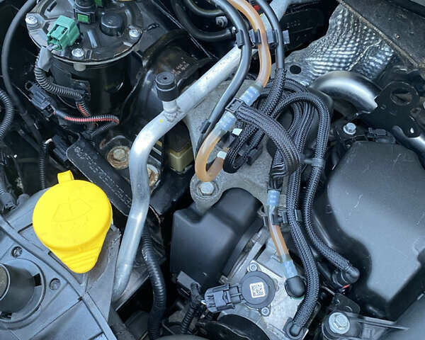 Мерседес Сітан 2014 у Чернігові на Automoto.ua Чорний Мерседес Сітан, об'ємом двигуна 1.46 л та пробігом 290 тис. км за 10900 $, фото 67 на Automoto.ua