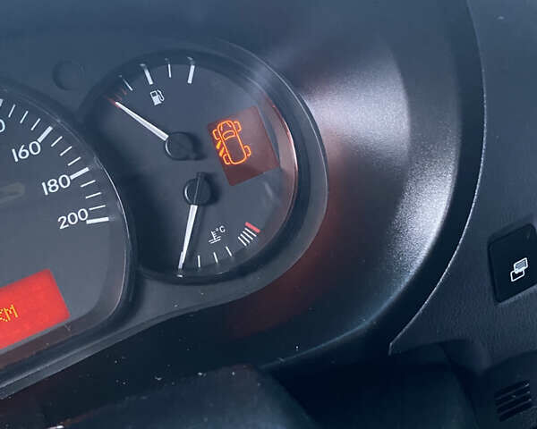 Мерседес Сітан 2014 у Чернігові на Automoto.ua Чорний Мерседес Сітан, об'ємом двигуна 1.46 л та пробігом 290 тис. км за 10900 $, фото 51 на Automoto.ua