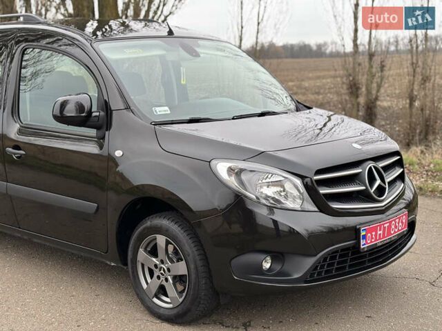Чорний Мерседес Сітан, об'ємом двигуна 1.46 л та пробігом 135 тис. км за 12900 $, фото 12 на Automoto.ua