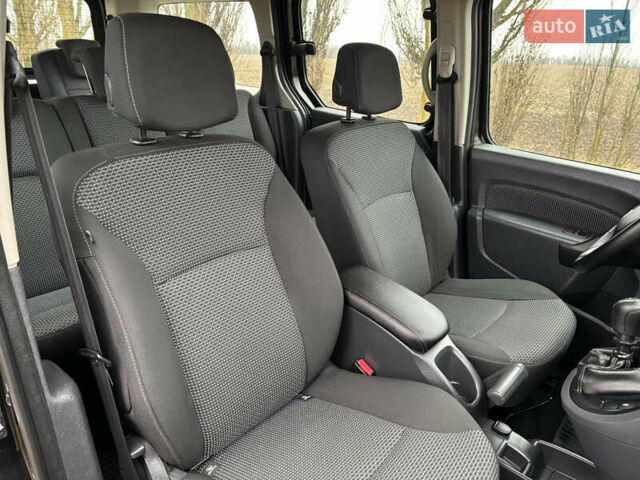 Чорний Мерседес Сітан, об'ємом двигуна 1.46 л та пробігом 135 тис. км за 12900 $, фото 27 на Automoto.ua