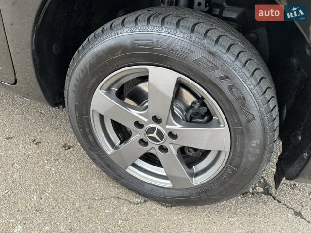 Чорний Мерседес Сітан, об'ємом двигуна 1.46 л та пробігом 135 тис. км за 12900 $, фото 15 на Automoto.ua