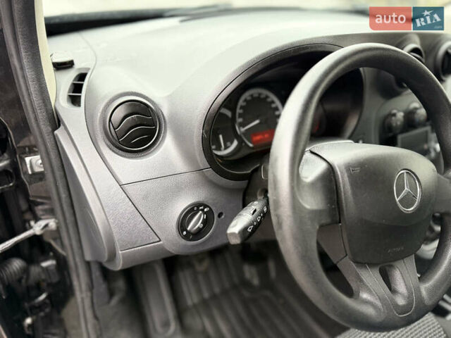 Черный Мерседес Ситан, объемом двигателя 1.5 л и пробегом 210 тыс. км за 11000 $, фото 27 на Automoto.ua