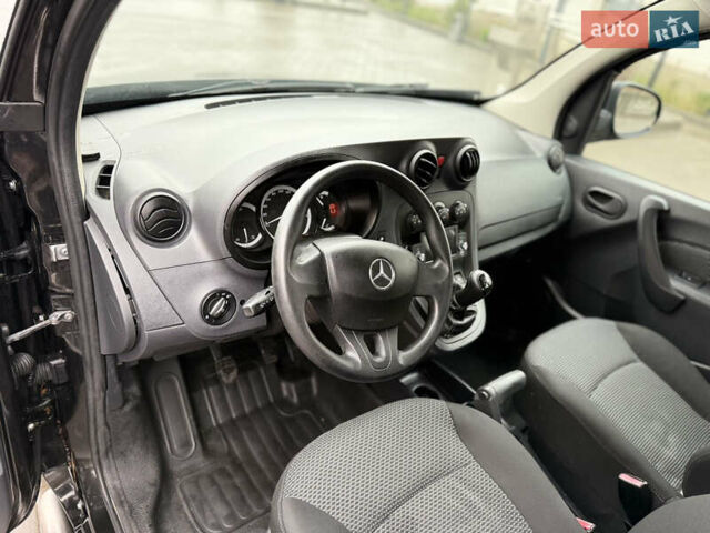 Черный Мерседес Ситан, объемом двигателя 1.5 л и пробегом 210 тыс. км за 11000 $, фото 25 на Automoto.ua