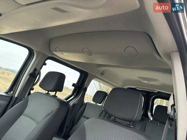 Чорний Мерседес Сітан, об'ємом двигуна 1.46 л та пробігом 135 тис. км за 12900 $, фото 43 на Automoto.ua
