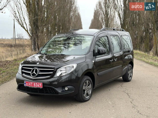 Чорний Мерседес Сітан, об'ємом двигуна 1.46 л та пробігом 135 тис. км за 12900 $, фото 1 на Automoto.ua