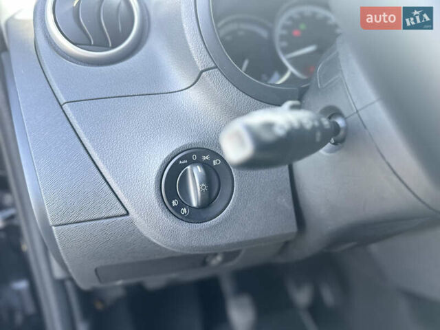 Чорний Мерседес Сітан, об'ємом двигуна 1.46 л та пробігом 238 тис. км за 11500 $, фото 41 на Automoto.ua