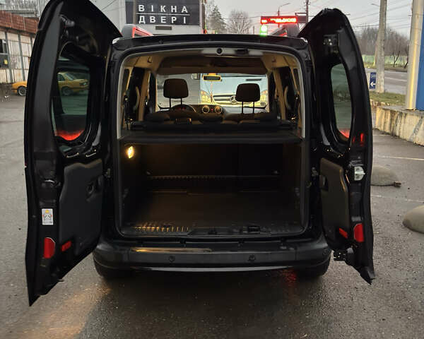 Черный Мерседес Ситан, объемом двигателя 1.46 л и пробегом 250 тыс. км за 13200 $, фото 14 на Automoto.ua