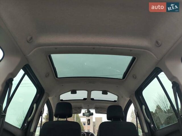 Черный Мерседес Ситан, объемом двигателя 1.5 л и пробегом 153 тыс. км за 13700 $, фото 40 на Automoto.ua