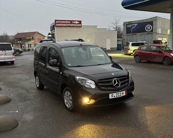 Черный Мерседес Ситан, объемом двигателя 1.46 л и пробегом 250 тыс. км за 13200 $, фото 19 на Automoto.ua