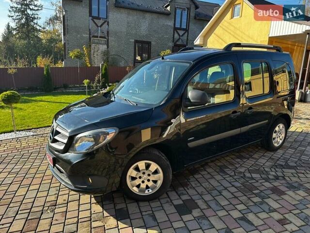 Чорний Мерседес Сітан, об'ємом двигуна 1.46 л та пробігом 238 тис. км за 11500 $, фото 1 на Automoto.ua