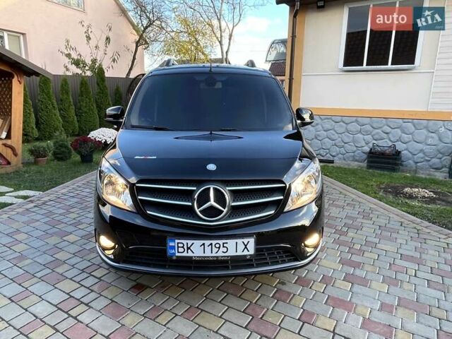 Черный Мерседес Ситан, объемом двигателя 1.46 л и пробегом 118 тыс. км за 13700 $, фото 6 на Automoto.ua