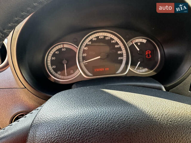 Чорний Мерседес Сітан, об'ємом двигуна 1.46 л та пробігом 238 тис. км за 11500 $, фото 36 на Automoto.ua