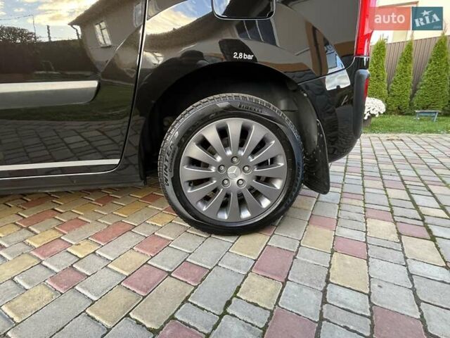 Черный Мерседес Ситан, объемом двигателя 1.46 л и пробегом 118 тыс. км за 13700 $, фото 18 на Automoto.ua