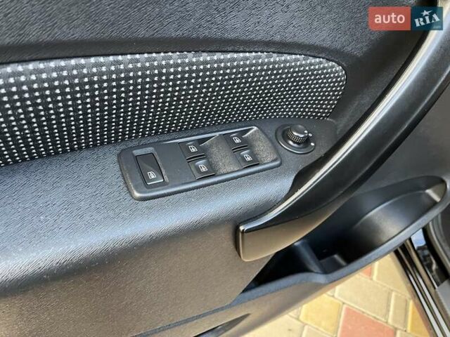 Черный Мерседес Ситан, объемом двигателя 1.46 л и пробегом 118 тыс. км за 13700 $, фото 33 на Automoto.ua