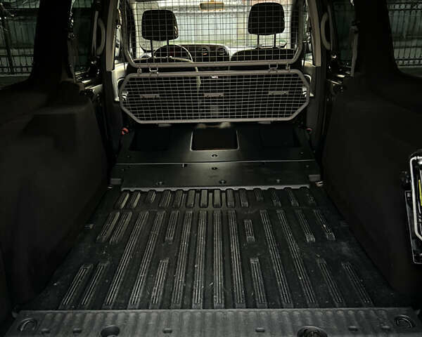 Черный Мерседес Ситан, объемом двигателя 1.5 л и пробегом 209 тыс. км за 15000 $, фото 14 на Automoto.ua