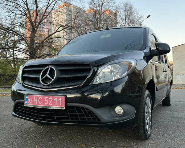 Черный Мерседес Ситан, объемом двигателя 1.5 л и пробегом 209 тыс. км за 15000 $, фото 9 на Automoto.ua