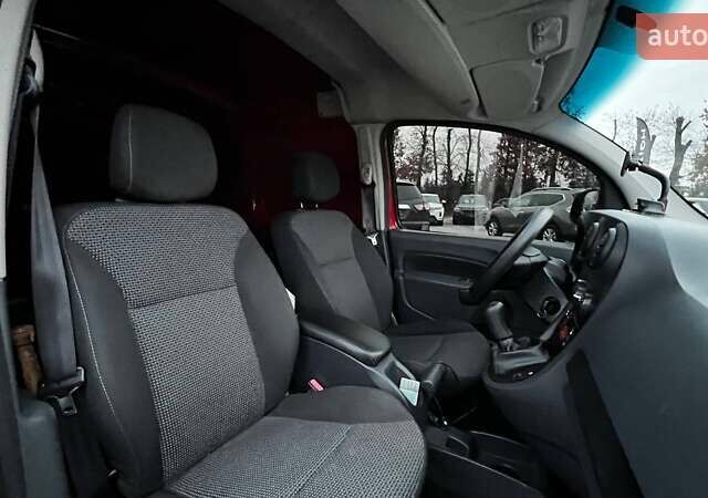 Червоний Мерседес Сітан, об'ємом двигуна 1.46 л та пробігом 234 тис. км за 8490 $, фото 68 на Automoto.ua