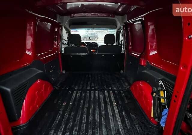 Червоний Мерседес Сітан, об'ємом двигуна 1.46 л та пробігом 234 тис. км за 8490 $, фото 46 на Automoto.ua