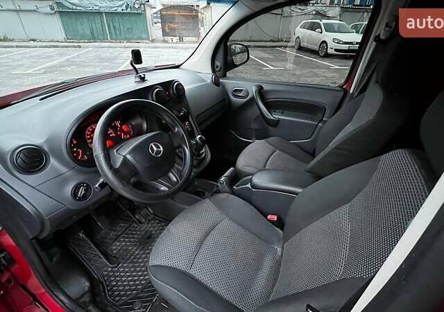 Червоний Мерседес Сітан, об'ємом двигуна 1.46 л та пробігом 234 тис. км за 8490 $, фото 29 на Automoto.ua