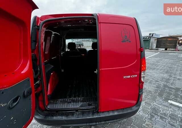 Червоний Мерседес Сітан, об'ємом двигуна 1.46 л та пробігом 234 тис. км за 8490 $, фото 56 на Automoto.ua