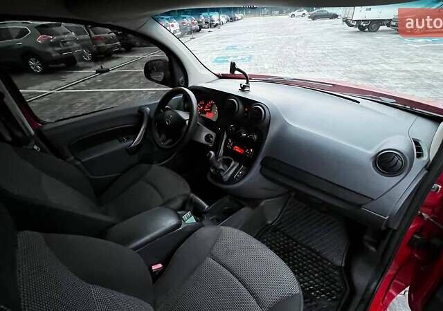 Червоний Мерседес Сітан, об'ємом двигуна 1.46 л та пробігом 234 тис. км за 8490 $, фото 65 на Automoto.ua