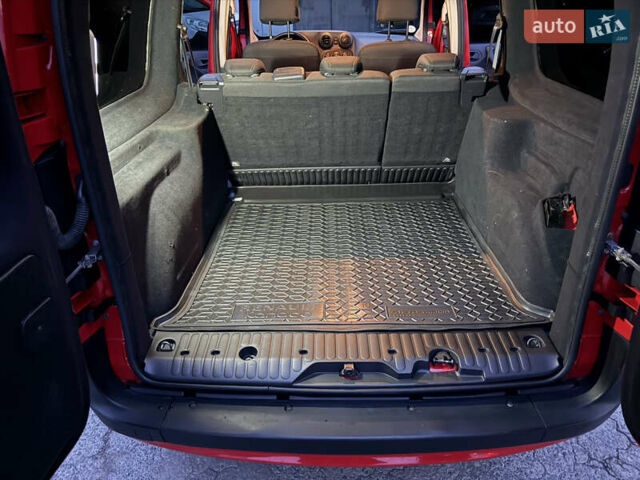 Красный Мерседес Ситан, объемом двигателя 1.5 л и пробегом 187 тыс. км за 11599 $, фото 30 на Automoto.ua