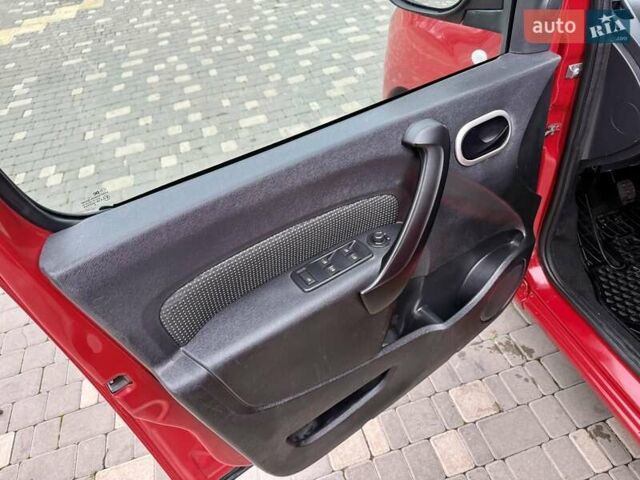 Красный Мерседес Ситан, объемом двигателя 1.46 л и пробегом 187 тыс. км за 10999 $, фото 32 на Automoto.ua