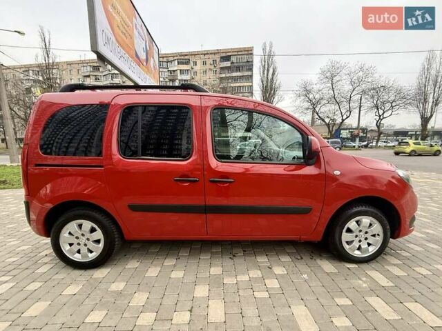 Красный Мерседес Ситан, объемом двигателя 1.46 л и пробегом 187 тыс. км за 10999 $, фото 7 на Automoto.ua