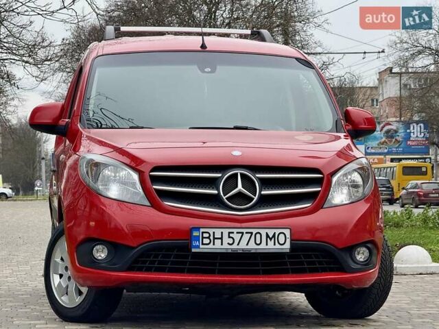 Красный Мерседес Ситан, объемом двигателя 1.46 л и пробегом 187 тыс. км за 10999 $, фото 17 на Automoto.ua