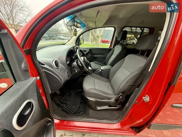 Красный Мерседес Ситан, объемом двигателя 1.46 л и пробегом 187 тыс. км за 10999 $, фото 36 на Automoto.ua