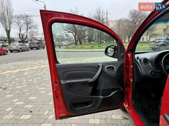 Красный Мерседес Ситан, объемом двигателя 1.46 л и пробегом 187 тыс. км за 10999 $, фото 33 на Automoto.ua