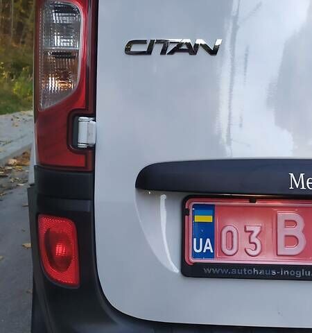 Білий Мерседес Citan пас., об'ємом двигуна 1.5 л та пробігом 178 тис. км за 10650 $, фото 19 на Automoto.ua