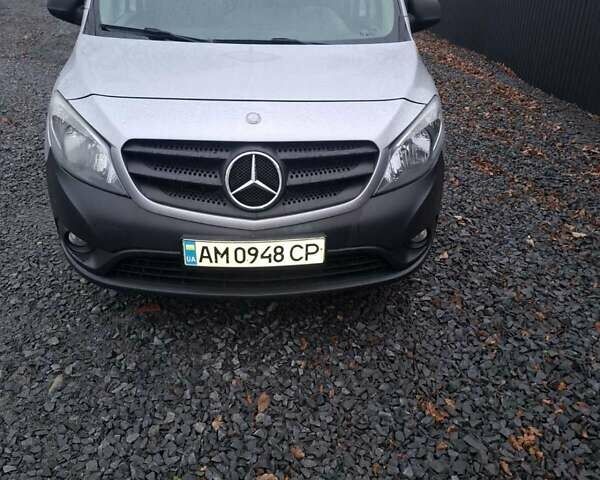 Серый Мерседес Ситан, объемом двигателя 1.46 л и пробегом 194 тыс. км за 9200 $, фото 9 на Automoto.ua