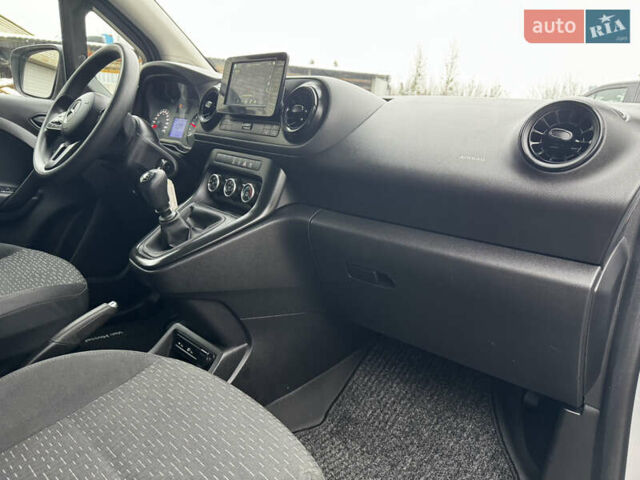 Серый Мерседес Ситан, объемом двигателя 1.46 л и пробегом 190 тыс. км за 15550 $, фото 27 на Automoto.ua