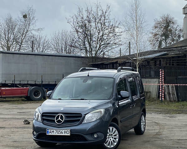 Серый Мерседес Ситан, объемом двигателя 1.46 л и пробегом 196 тыс. км за 9500 $, фото 1 на Automoto.ua