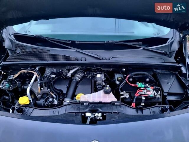 Серый Мерседес Ситан, объемом двигателя 1.46 л и пробегом 190 тыс. км за 10200 $, фото 16 на Automoto.ua