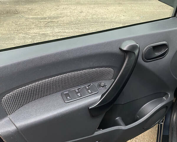 Серый Мерседес Ситан, объемом двигателя 1.46 л и пробегом 196 тыс. км за 9500 $, фото 22 на Automoto.ua