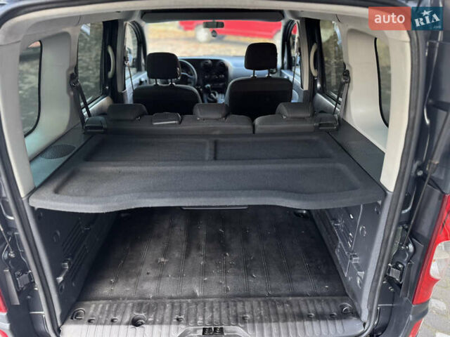 Серый Мерседес Ситан, объемом двигателя 1.46 л и пробегом 245 тыс. км за 9700 $, фото 11 на Automoto.ua