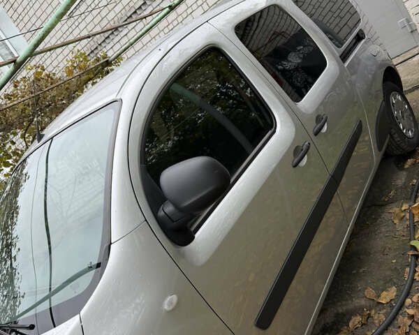 Серый Мерседес Ситан, объемом двигателя 1.46 л и пробегом 168 тыс. км за 11899 $, фото 14 на Automoto.ua