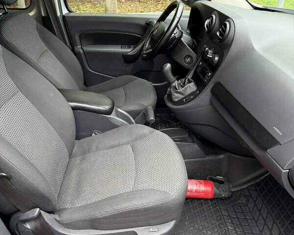 Серый Мерседес Ситан, объемом двигателя 1.46 л и пробегом 168 тыс. км за 11899 $, фото 27 на Automoto.ua