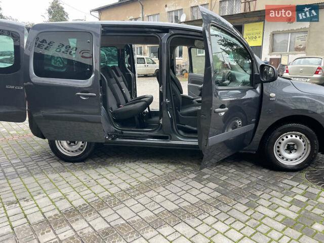 Мерседес Ситан 2014 в Ивано-Франковске на Automoto.ua Серый Мерседес Ситан, объемом двигателя 1.5 л и пробегом 205 тыс. км за 9850 $, фото 35 на Automoto.ua