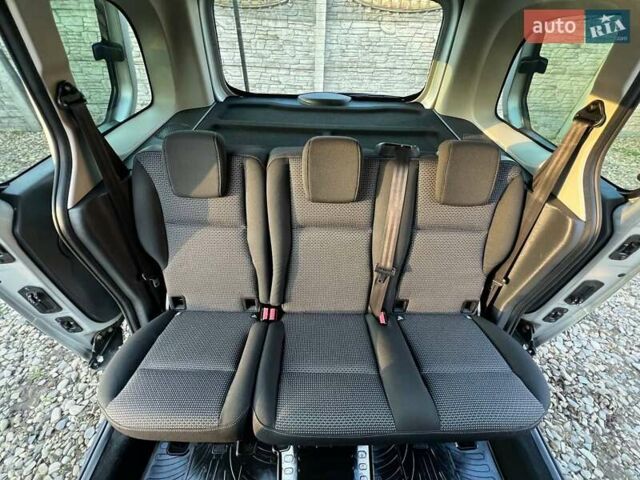 Сірий Мерседес Сітан, об'ємом двигуна 1.46 л та пробігом 186 тис. км за 10200 $, фото 7 на Automoto.ua