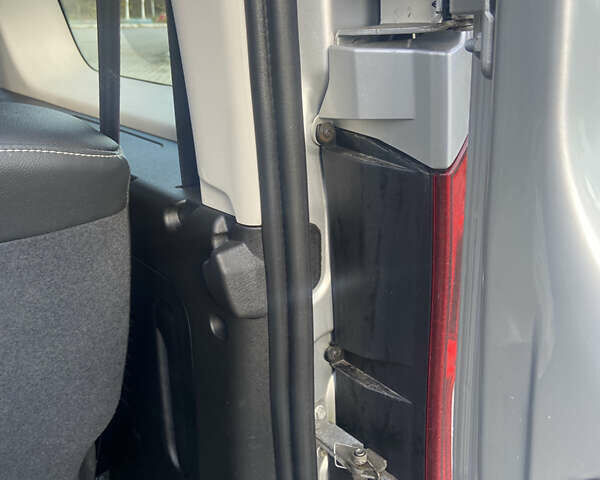 Серый Мерседес Ситан, объемом двигателя 1.46 л и пробегом 216 тыс. км за 11300 $, фото 11 на Automoto.ua