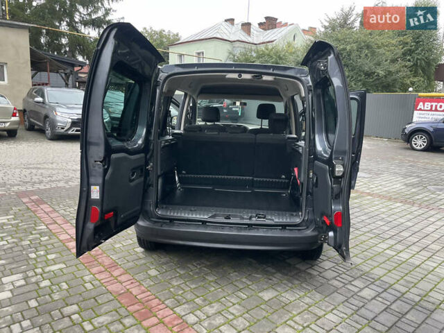 Мерседес Ситан 2014 в Ивано-Франковске на Automoto.ua Серый Мерседес Ситан, объемом двигателя 1.5 л и пробегом 205 тыс. км за 9850 $, фото 26 на Automoto.ua